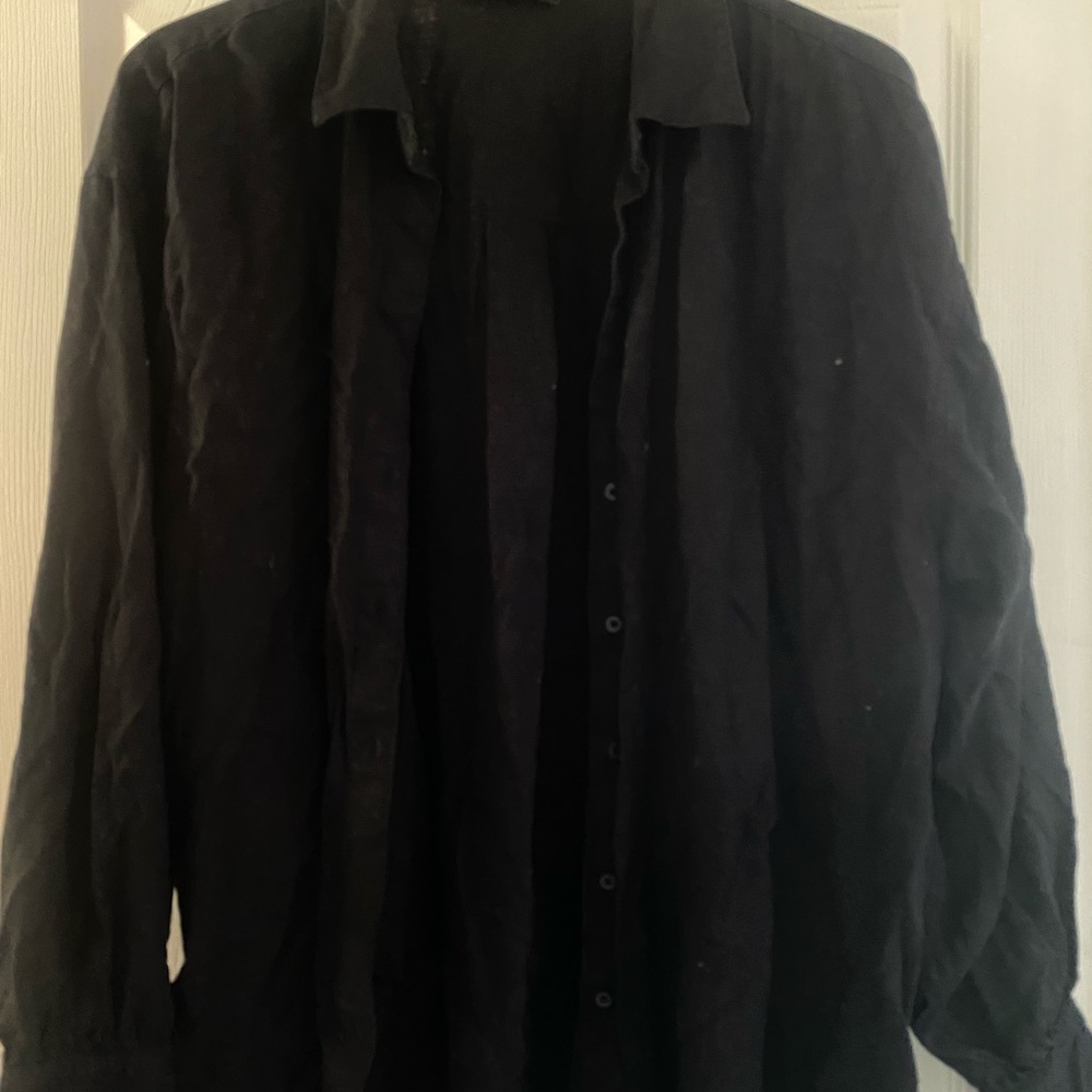 Banana Republic Women's Black Button Down Shirt